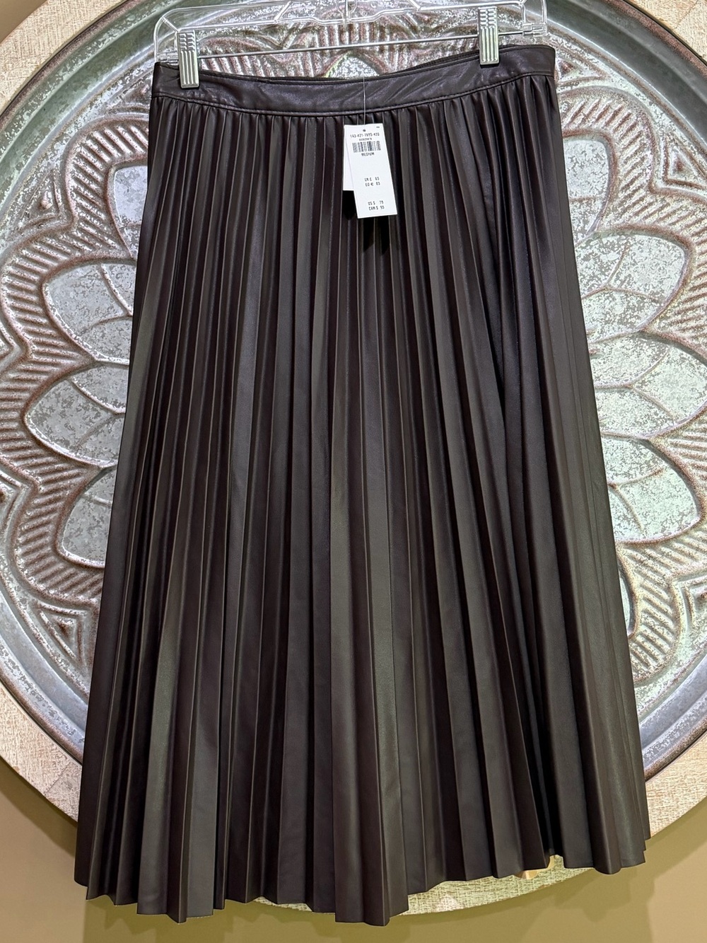 NWT Abercrombie & Fitch Brown Pleated Vegan Faux-Leather Midi Skirt with Slit